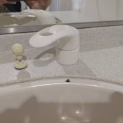 ホーロー洗面ボウルの欠けリペア/神奈川県川崎市